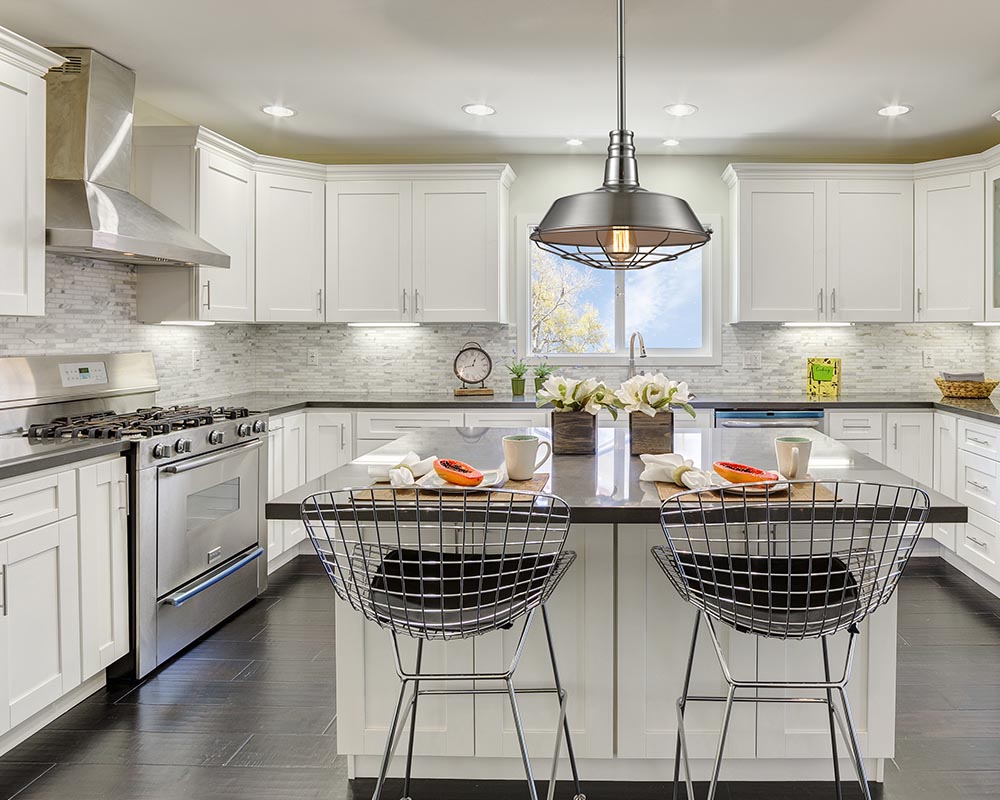 htplykbbambientlightingpic-5f99c4578e606