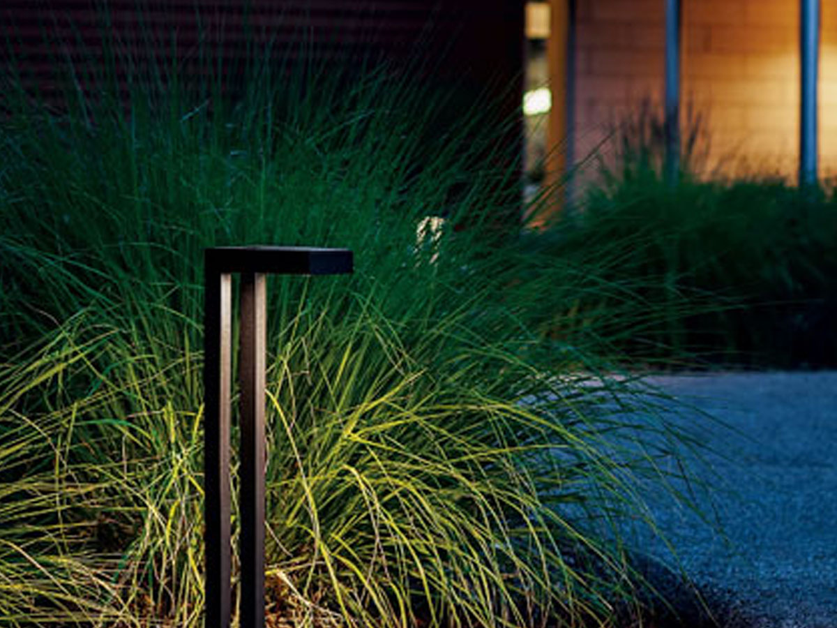 outdoor pathway lighting