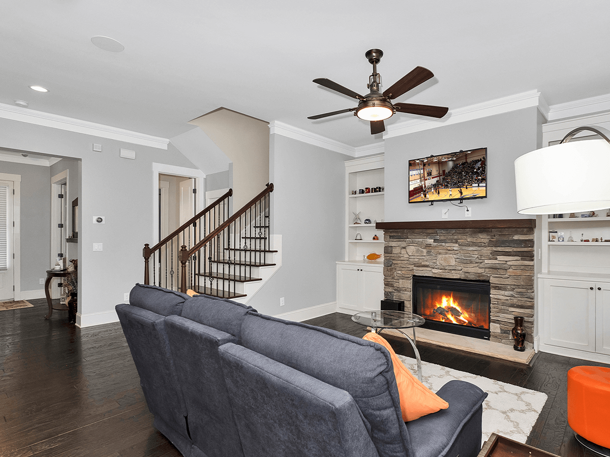 image of a ceiling fan