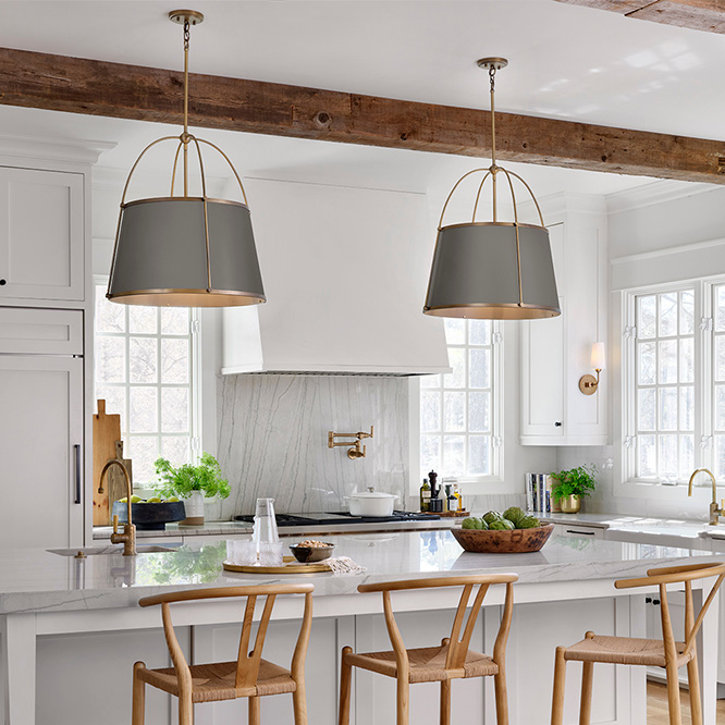 Pendant lighting fixtures in a kitchen